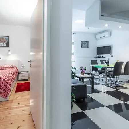 Giorgio Apartment *
