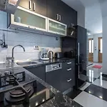 Giorgio 아파트